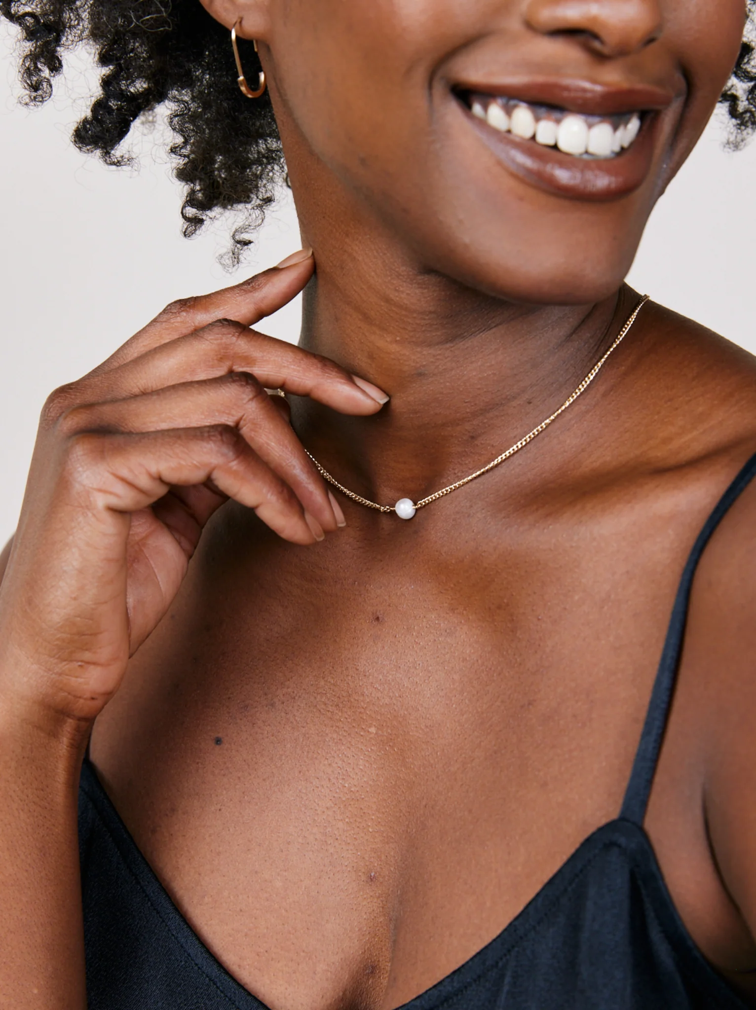 Pearl Curb Chain Necklace - Image 2